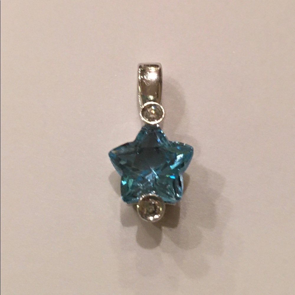 Star pendant